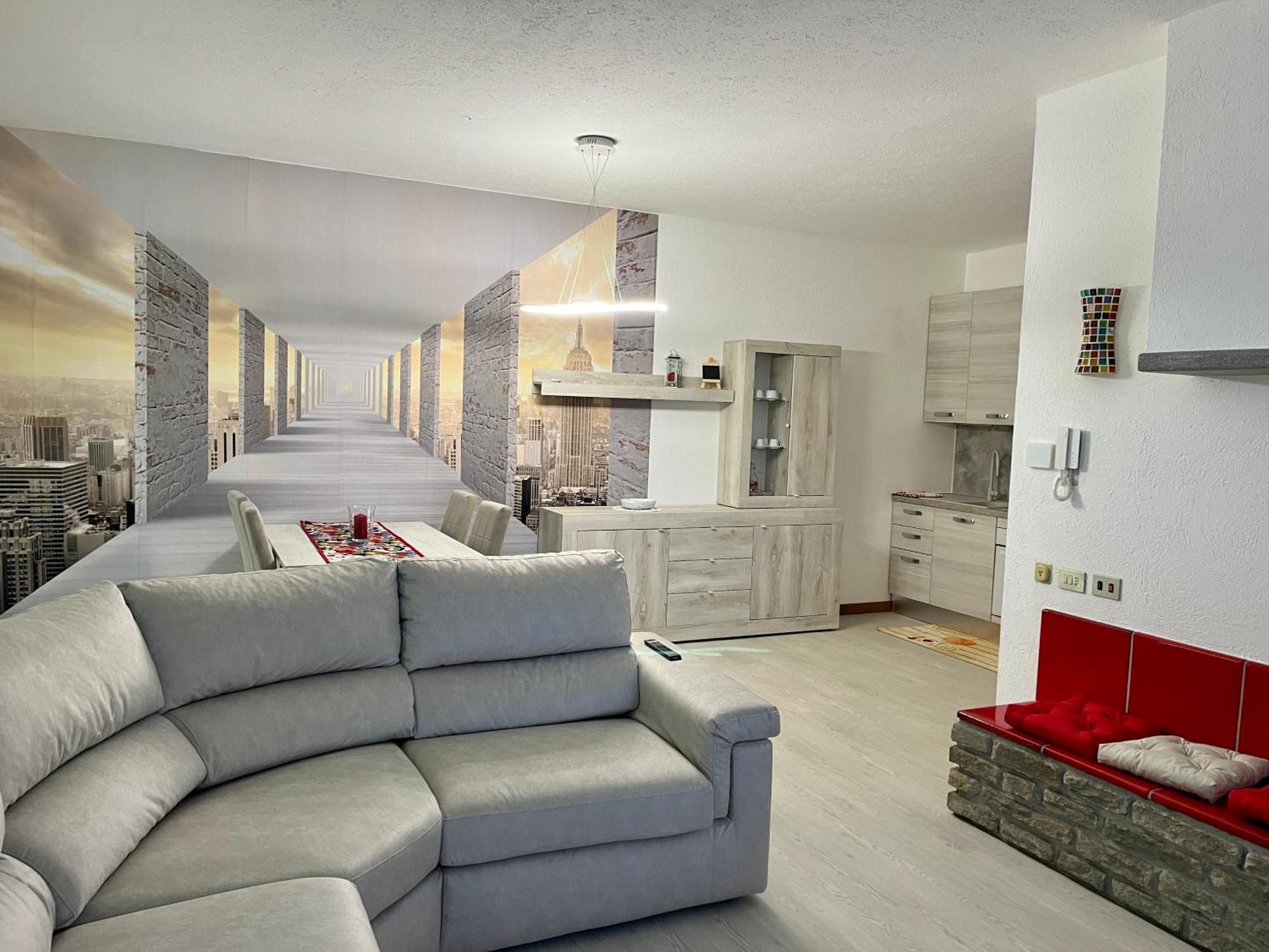 Lukas Home Con Il Cuore Appartamento 3 Camere Al Piano Terra E Appartamento 1 Camera In Taverna Merone Екстериор снимка